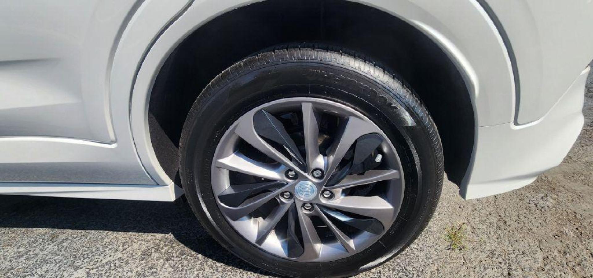 2023 WHITE BUICK ENCORE GX SELECT - AWD (KL4MMESL7PB) with an 1.3L engine, Automatic transmission, located at 101 S. Halleck St., DeMotte, 46310, (219) 987-2922, 41.202343, -87.198189 - Photo#21