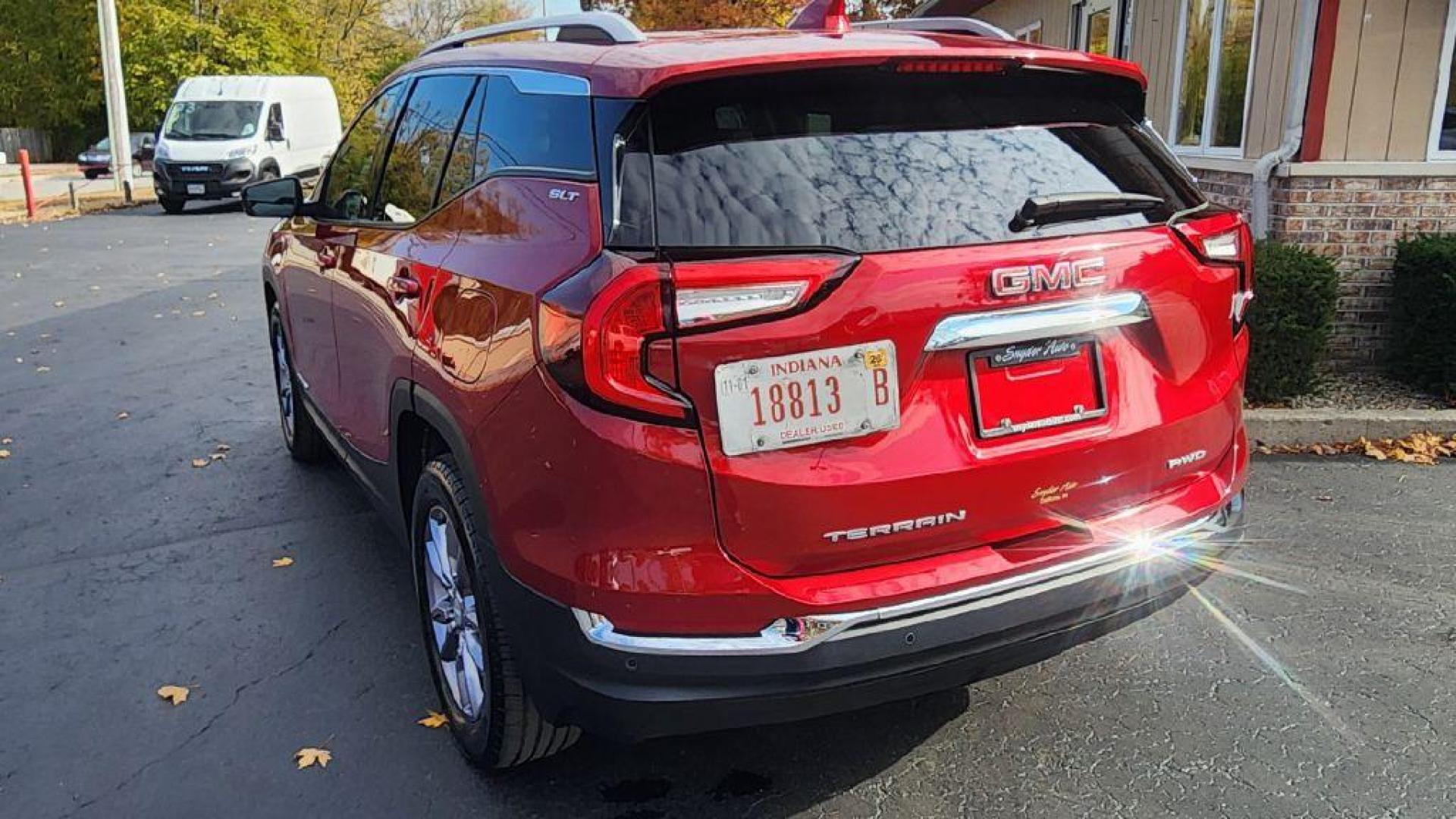 2023 BURGAN GMC TERRAIN SLT - AWD (3GKALVEG1PL) with an 1.5L engine, Automatic transmission, located at 101 S. Halleck St., DeMotte, 46310, (219) 987-2922, 41.202343, -87.198189 - Photo#3