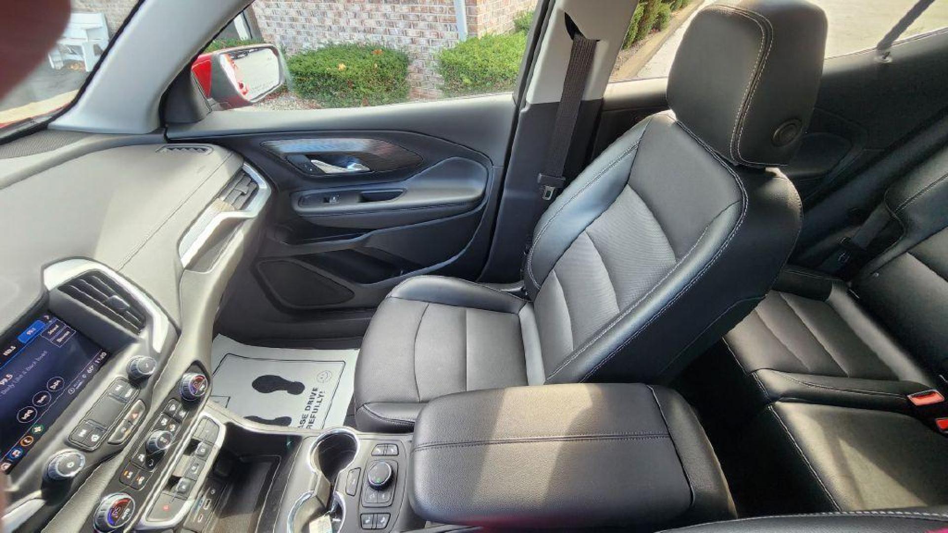 2023 BURGAN GMC TERRAIN SLT - AWD (3GKALVEG1PL) with an 1.5L engine, Automatic transmission, located at 101 S. Halleck St., DeMotte, 46310, (219) 987-2922, 41.202343, -87.198189 - Photo#9