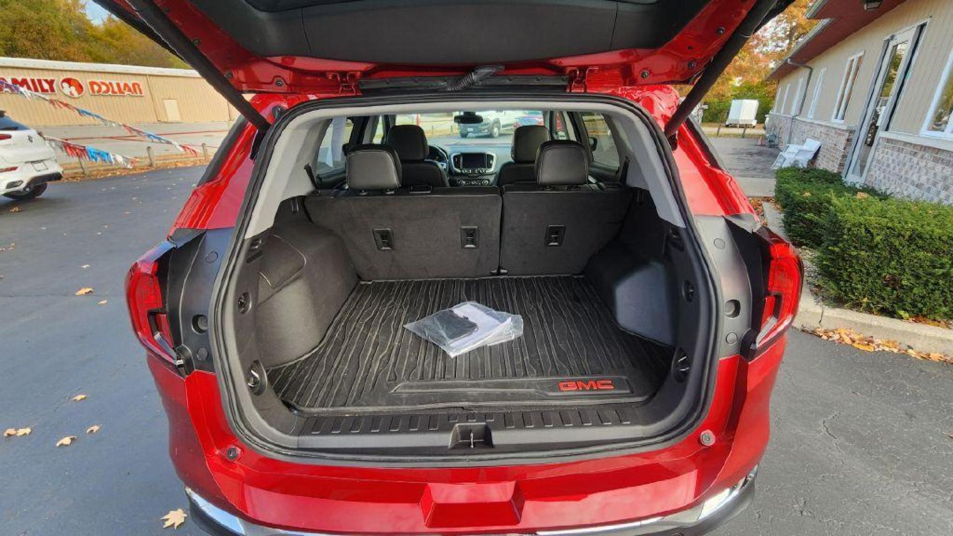 2023 BURGAN GMC TERRAIN SLT - AWD (3GKALVEG1PL) with an 1.5L engine, Automatic transmission, located at 101 S. Halleck St., DeMotte, 46310, (219) 987-2922, 41.202343, -87.198189 - Photo#22