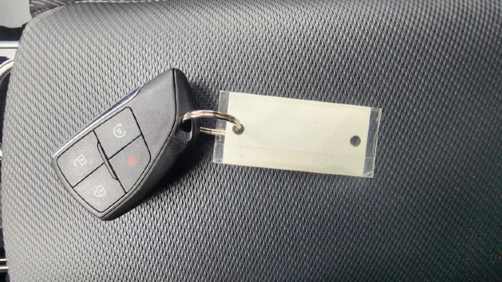 2025 GRAY CHEVROLET EQUINOX LT - AWD (3GNAXPEG5SL) with an 1.5L engine, Automatic transmission, located at 101 S. Halleck St., DeMotte, 46310, (219) 987-2922, 41.202343, -87.198189 - Photo#17