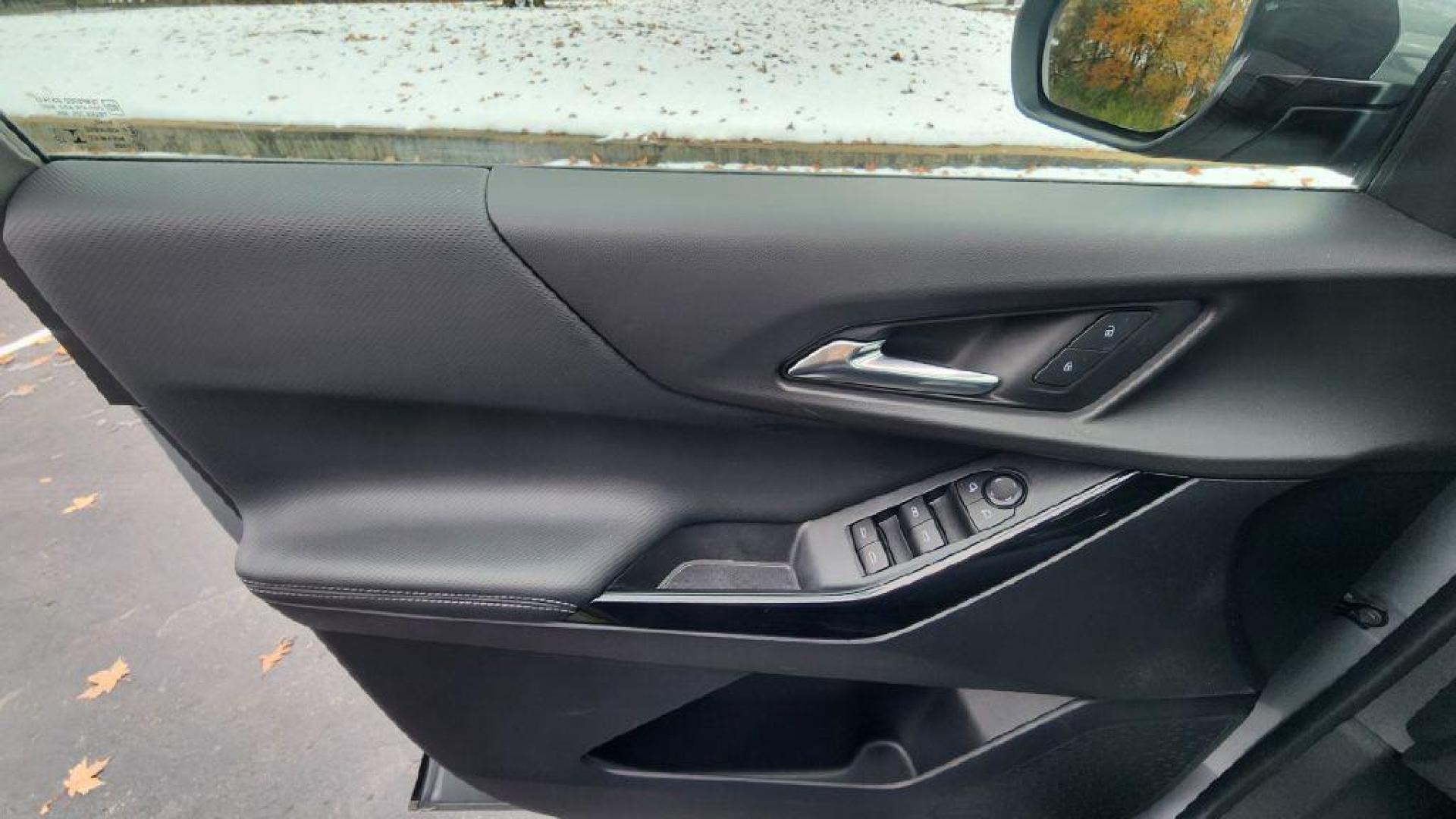 2025 GRAY CHEVROLET EQUINOX LT - AWD (3GNAXPEG5SL) with an 1.5L engine, Automatic transmission, located at 101 S. Halleck St., DeMotte, 46310, (219) 987-2922, 41.202343, -87.198189 - Photo#20