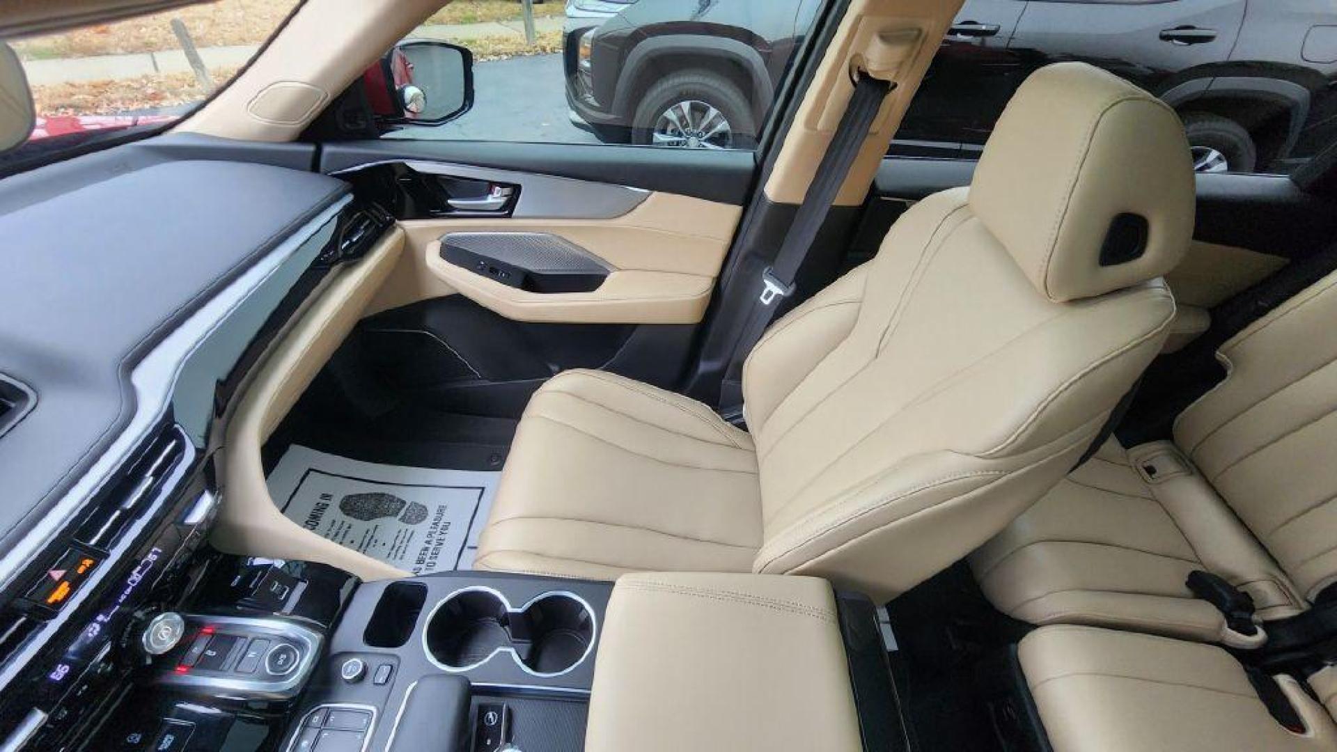 2022 RED ACURA MDX FWD (5J8YD9H3XNL) with an 3.5L engine, Automatic transmission, located at 101 S. Halleck St., DeMotte, 46310, (219) 987-2922, 41.202343, -87.198189 - Photo#12