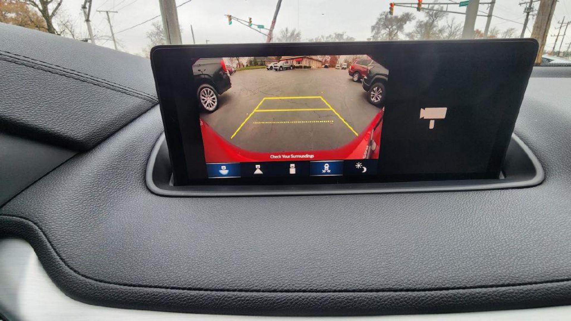 2022 RED ACURA MDX FWD (5J8YD9H3XNL) with an 3.5L engine, Automatic transmission, located at 101 S. Halleck St., DeMotte, 46310, (219) 987-2922, 41.202343, -87.198189 - Photo#17