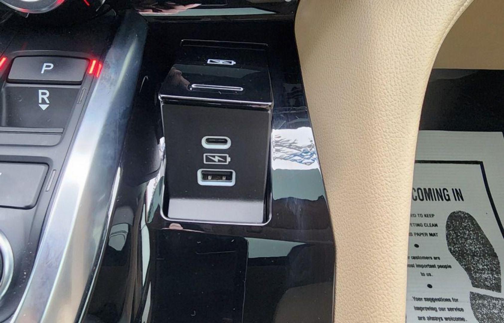 2022 RED ACURA MDX FWD (5J8YD9H3XNL) with an 3.5L engine, Automatic transmission, located at 101 S. Halleck St., DeMotte, 46310, (219) 987-2922, 41.202343, -87.198189 - Photo#20