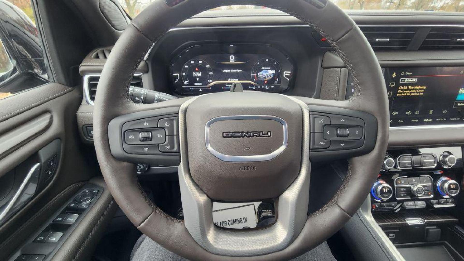 2024 BLACK GMC YUKON XL DENALI - 4WD (1GKS2JKL6RR) with an 6.2L engine, Automatic transmission, located at 101 S. Halleck St., DeMotte, 46310, (219) 987-2922, 41.202343, -87.198189 - Photo#13