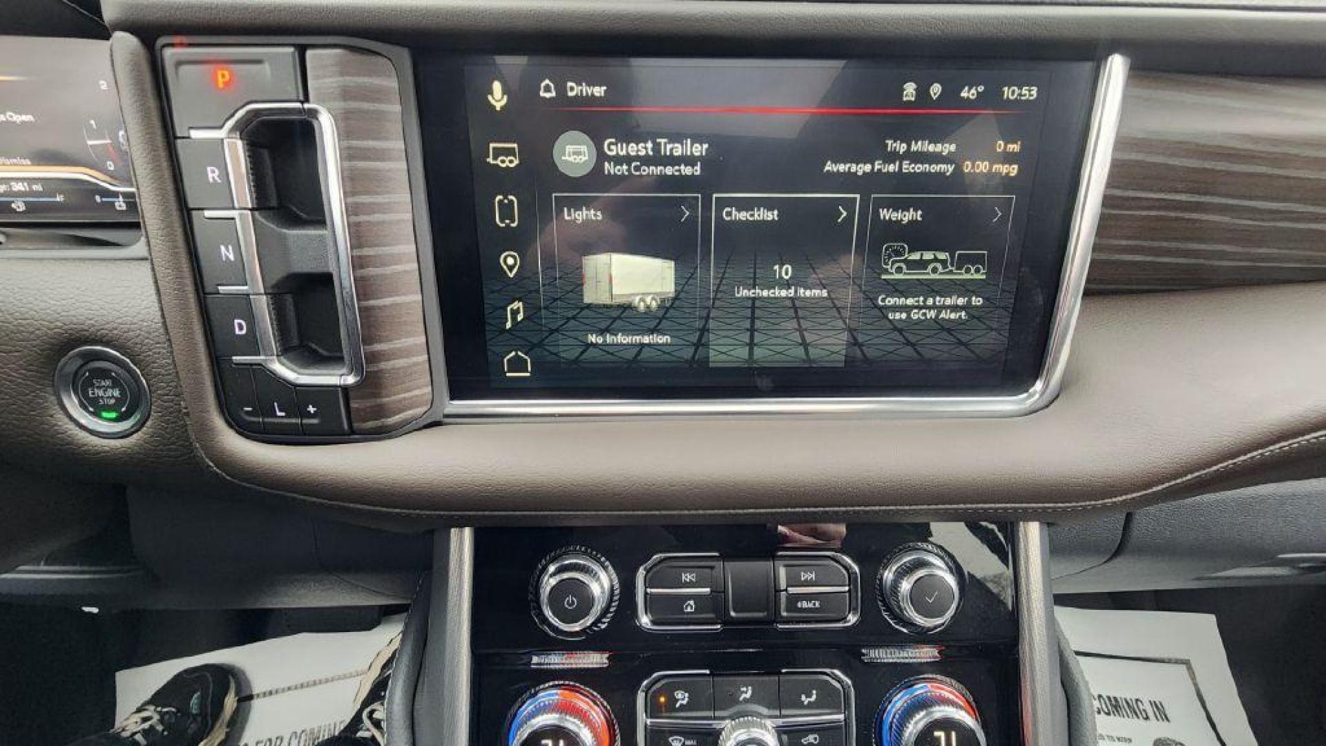 2024 BLACK GMC YUKON XL DENALI - 4WD (1GKS2JKL6RR) with an 6.2L engine, Automatic transmission, located at 101 S. Halleck St., DeMotte, 46310, (219) 987-2922, 41.202343, -87.198189 - Photo#17