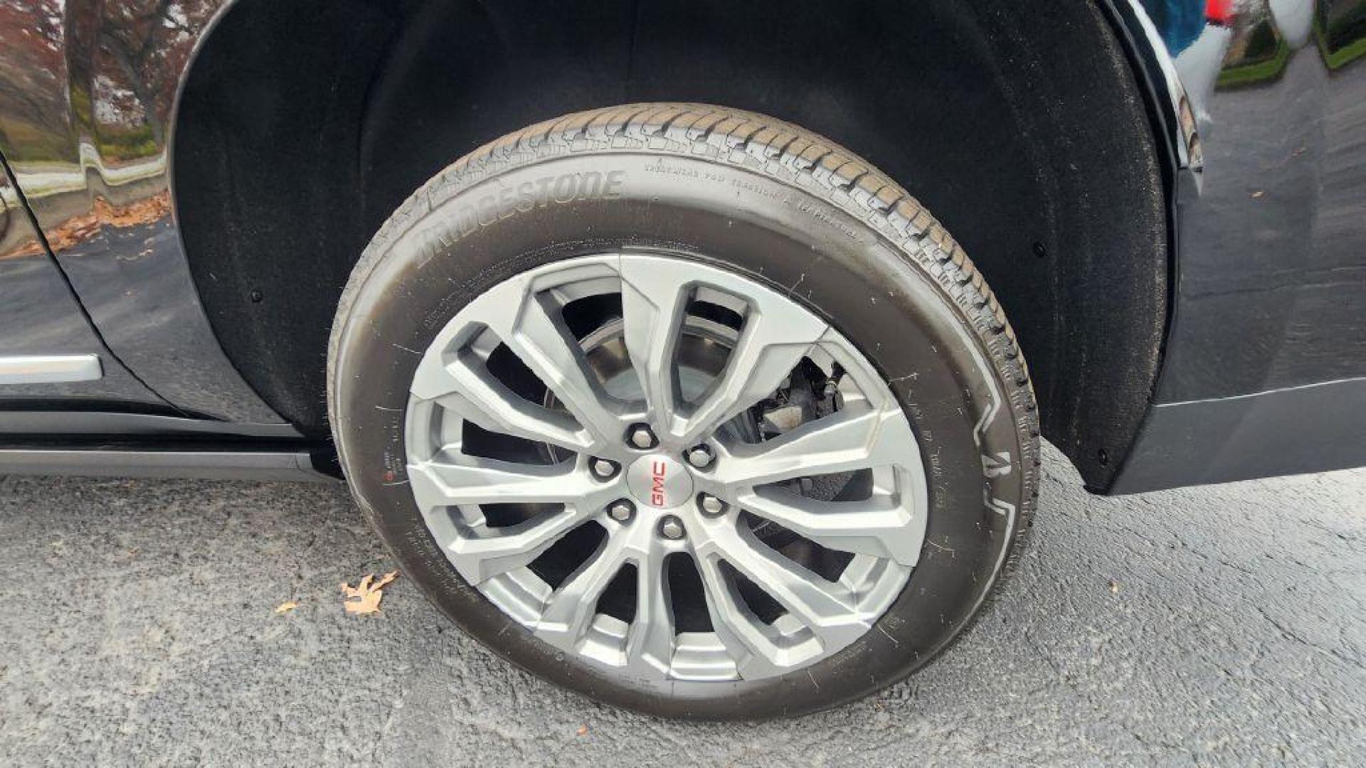 2024 BLACK GMC YUKON XL DENALI - 4WD (1GKS2JKL6RR) with an 6.2L engine, Automatic transmission, located at 101 S. Halleck St., DeMotte, 46310, (219) 987-2922, 41.202343, -87.198189 - Photo#30