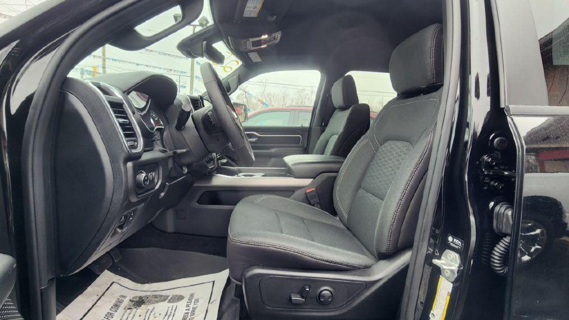 2025 BLACK RAM 1500 BIG HORN/LONE STAR (1C6RRFBG8SN) with an 3.6L engine, Automatic transmission, located at 101 S. Halleck St., DeMotte, 46310, (219) 987-2922, 41.202343, -87.198189 - Photo#5