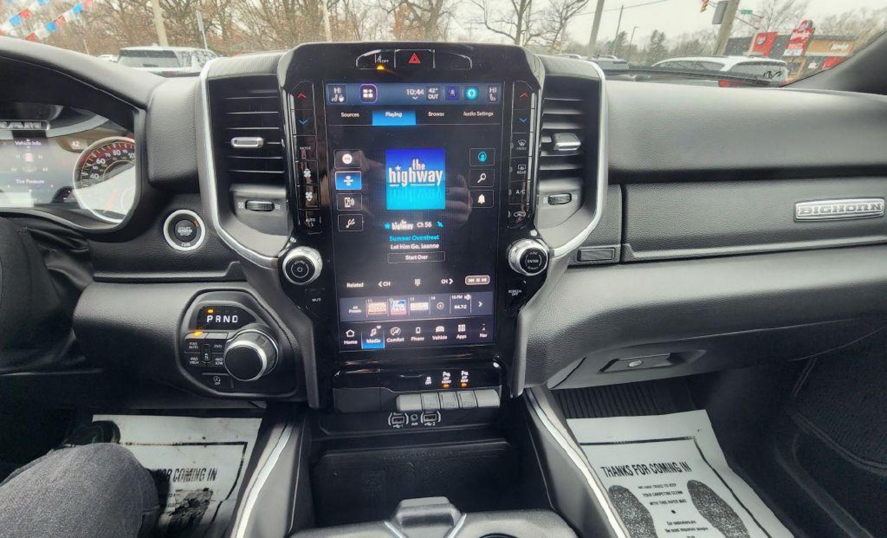 2025 BLACK RAM 1500 BIG HORN/LONE STAR (1C6RRFBG8SN) with an 3.6L engine, Automatic transmission, located at 101 S. Halleck St., DeMotte, 46310, (219) 987-2922, 41.202343, -87.198189 - Photo#10