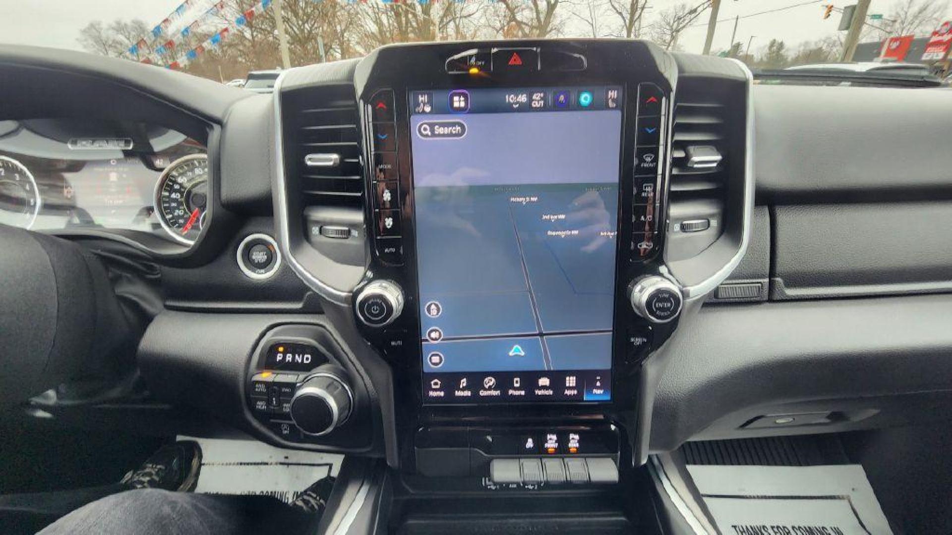 2025 BLACK RAM 1500 BIG HORN/LONE STAR (1C6RRFBG8SN) with an 3.6L engine, Automatic transmission, located at 101 S. Halleck St., DeMotte, 46310, (219) 987-2922, 41.202343, -87.198189 - Photo#16