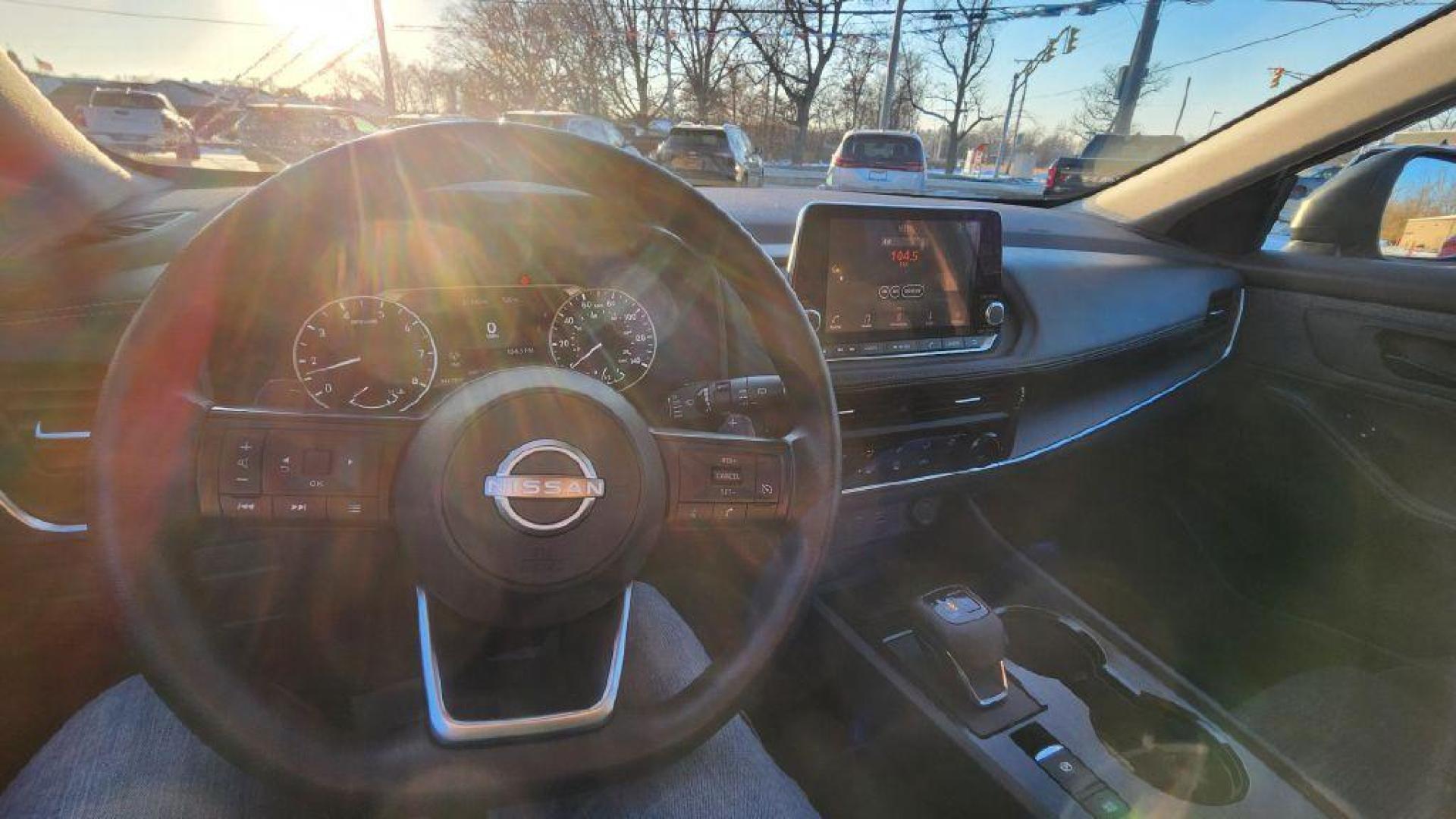 2022 GRAY NISSAN ROGUE S (5N1BT3AA6NC) with an 1.5L engine, Automatic transmission, located at 101 S. Halleck St., DeMotte, 46310, (219) 987-2922, 41.202343, -87.198189 - Photo#7