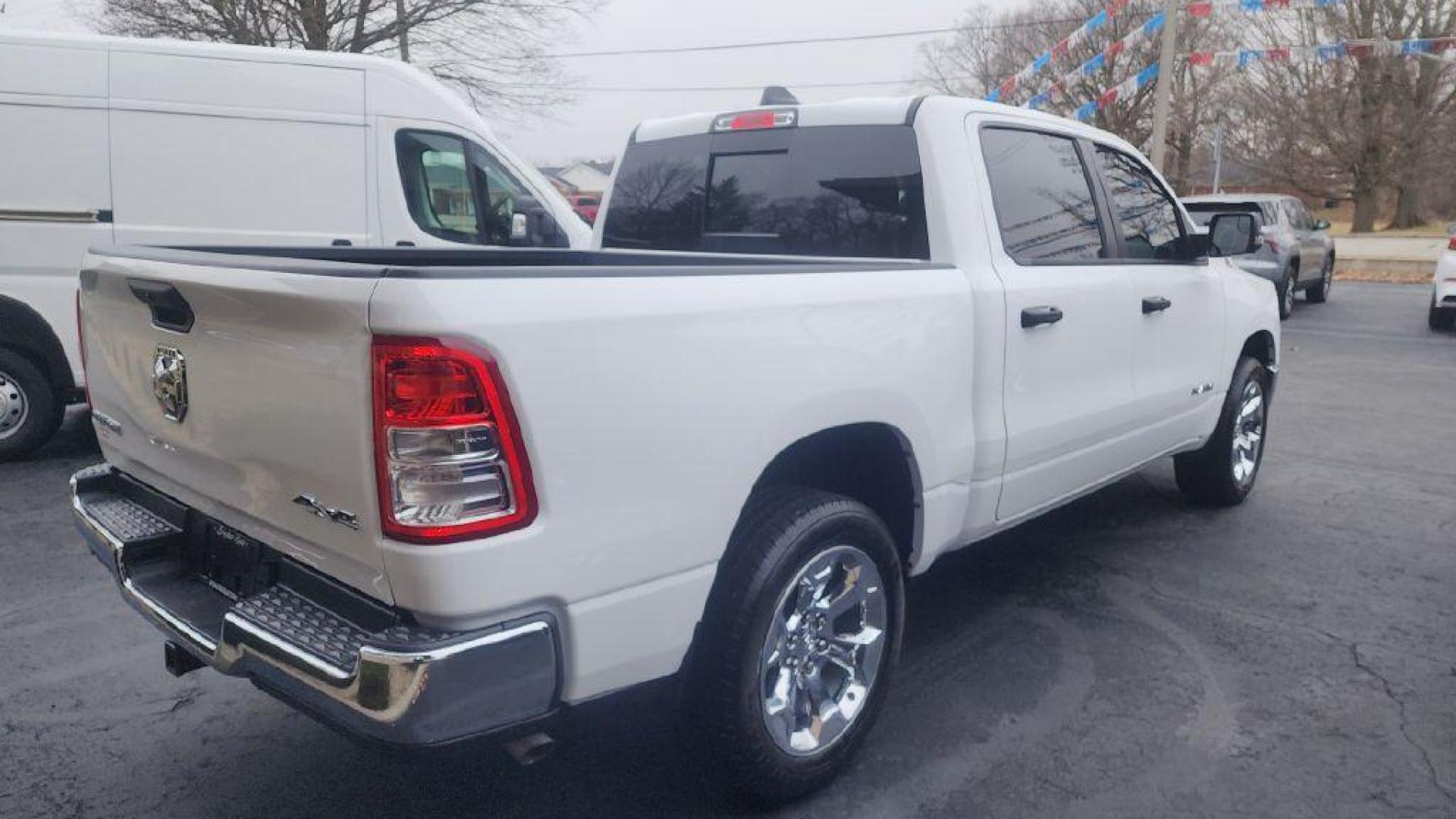 2023 WHITE RAM 1500 BIG HORN/LONE STAR (1C6RRFFGXPN) with an 3.6L engine, Automatic transmission, located at 101 S. Halleck St., DeMotte, 46310, (219) 987-2922, 41.202343, -87.198189 - Photo#2