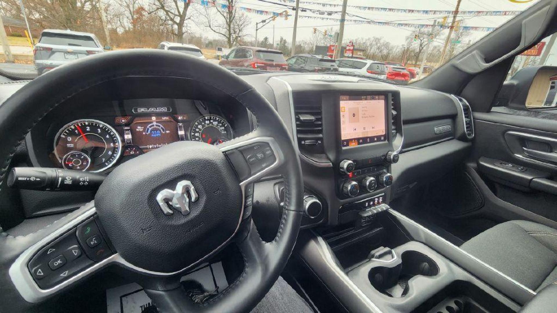 2023 WHITE RAM 1500 BIG HORN/LONE STAR (1C6RRFFGXPN) with an 3.6L engine, Automatic transmission, located at 101 S. Halleck St., DeMotte, 46310, (219) 987-2922, 41.202343, -87.198189 - Photo#9