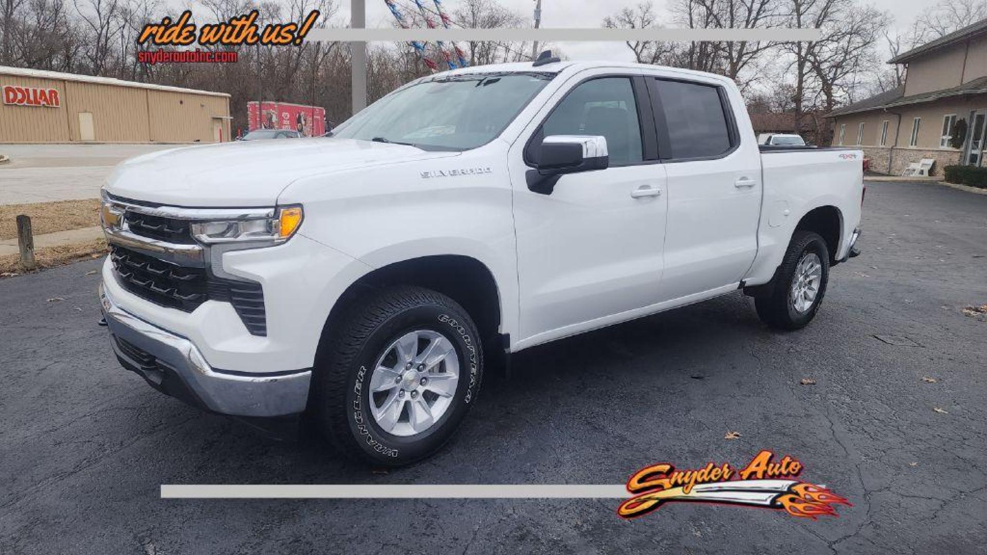 2023 WHITE CHEVROLET SILVERADO 1500 LT (2GCUDDED8P1) with an 5.3L engine, Automatic transmission, located at 101 S. Halleck St., DeMotte, 46310, (219) 987-2922, 41.202343, -87.198189 - Photo#0
