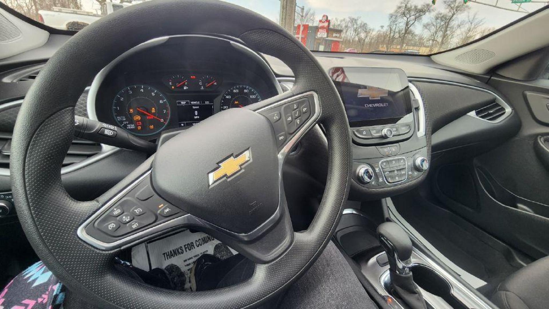 2023 WHITE CHEVROLET MALIBU LT - FWD (1G1ZD5ST2PF) with an 1.5L engine, Continuously Variable transmission, located at 101 S. Halleck St., DeMotte, 46310, (219) 987-2922, 41.202343, -87.198189 - Photo#8