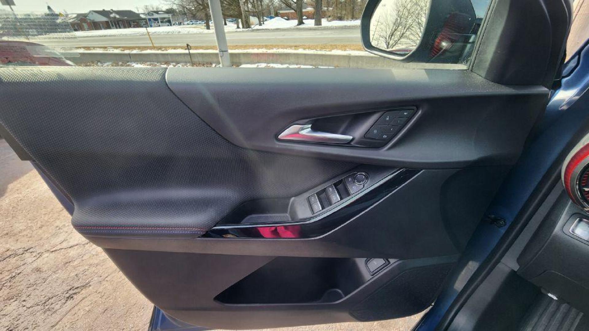 2025 BLUE CHEVROLET EQUINOX RS - AWD (3GNAXTEG2SL) with an 1.5L engine, Automatic transmission, located at 101 S. Halleck St., DeMotte, 46310, (219) 987-2922, 41.202343, -87.198189 - Photo#17