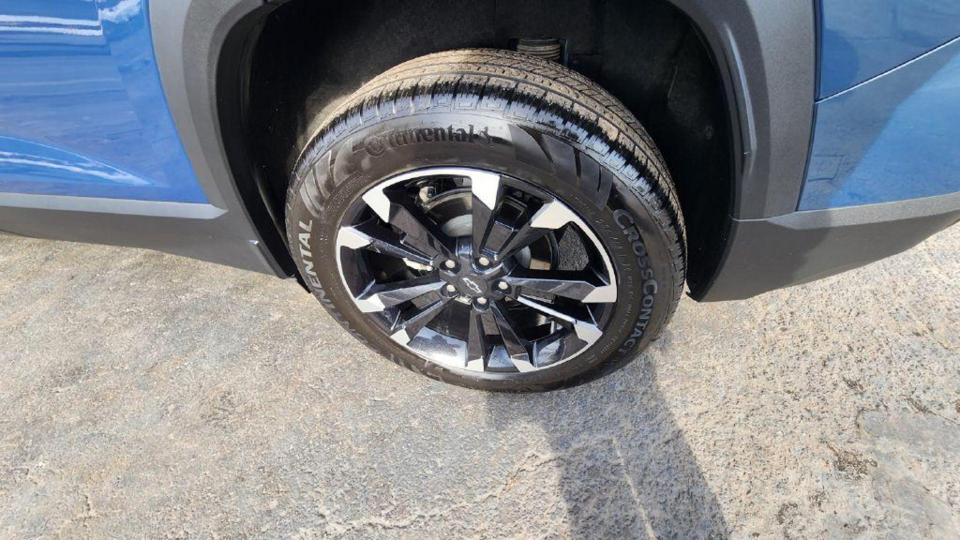 2025 BLUE CHEVROLET EQUINOX RS - AWD (3GNAXTEG2SL) with an 1.5L engine, Automatic transmission, located at 101 S. Halleck St., DeMotte, 46310, (219) 987-2922, 41.202343, -87.198189 - Photo#21