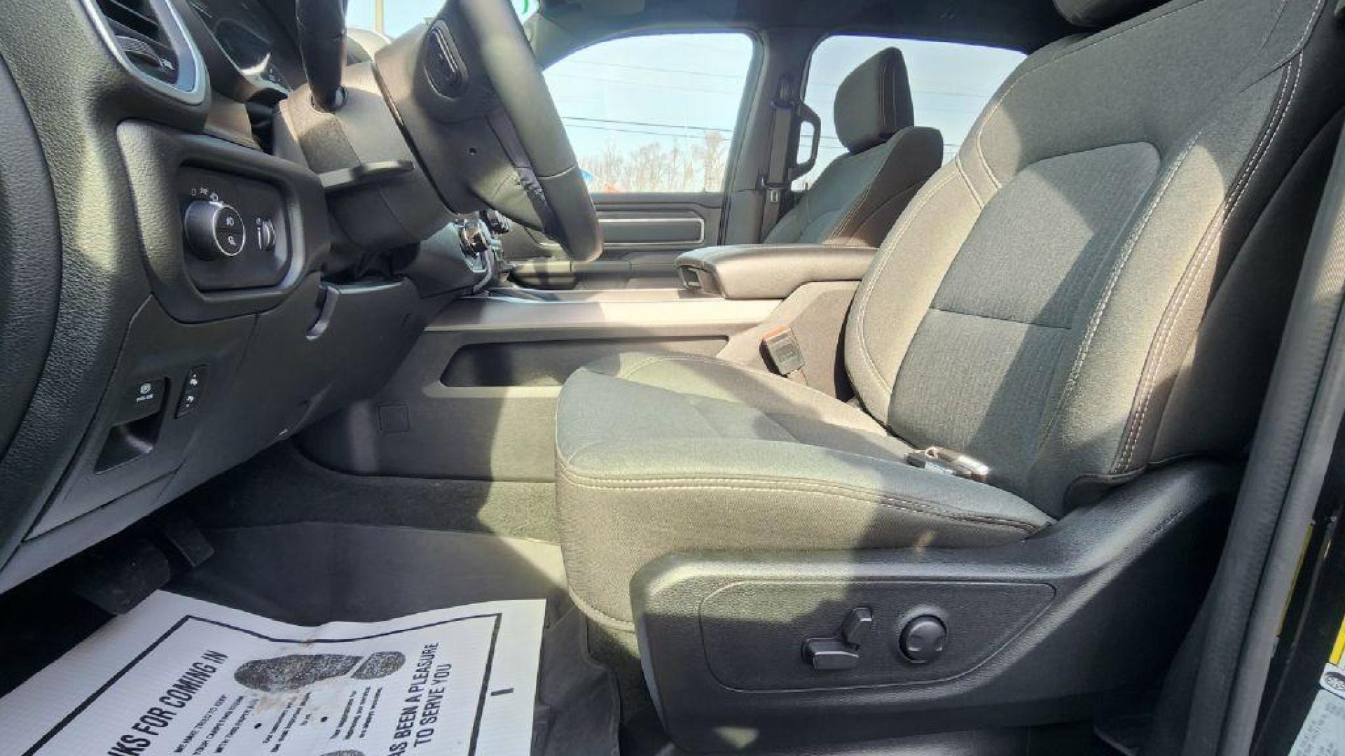 2022 BLACK RAM 1500 BIG HORN/LONE STAR (1C6SRFFT4NN) with an 5.7L engine, Automatic transmission, located at 101 S. Halleck St., DeMotte, 46310, (219) 987-2922, 41.202343, -87.198189 - Photo#4