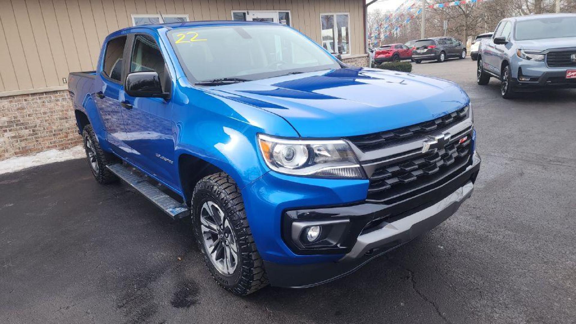 2022 BLUE CHEVROLET COLORADO Z71 - 4WD (1GCGTDENXN1) with an 3.6L engine, Automatic transmission, located at 101 S. Halleck St., DeMotte, 46310, (219) 987-2922, 41.202343, -87.198189 - Photo#1