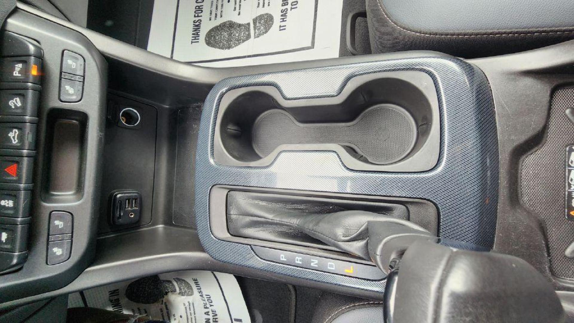 2022 BLUE CHEVROLET COLORADO Z71 - 4WD (1GCGTDENXN1) with an 3.6L engine, Automatic transmission, located at 101 S. Halleck St., DeMotte, 46310, (219) 987-2922, 41.202343, -87.198189 - Photo#15