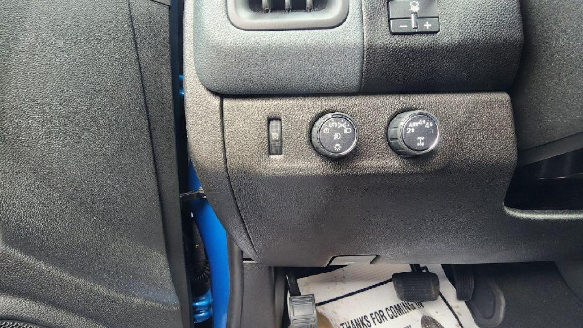 2022 BLUE CHEVROLET COLORADO Z71 - 4WD (1GCGTDENXN1) with an 3.6L engine, Automatic transmission, located at 101 S. Halleck St., DeMotte, 46310, (219) 987-2922, 41.202343, -87.198189 - Photo#16