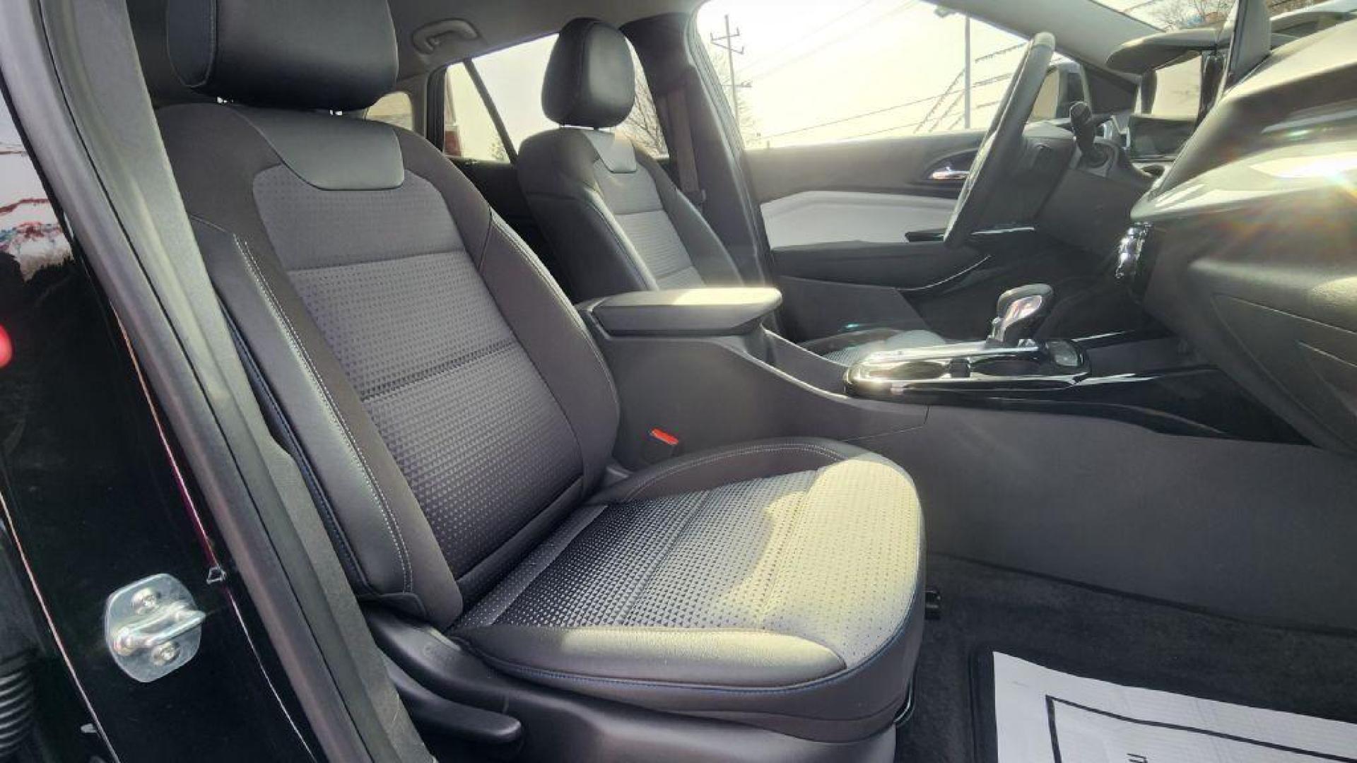 2025 BLACK CHEVROLET TRAX 1LT - FWD (KL77LHEP4SC) with an 1.2L engine, Automatic transmission, located at 101 S. Halleck St., DeMotte, 46310, (219) 987-2922, 41.202343, -87.198189 - Photo#6