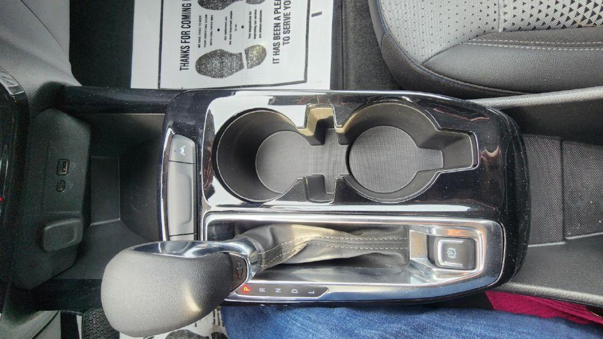 2025 BLACK CHEVROLET TRAX 1LT - FWD (KL77LHEP4SC) with an 1.2L engine, Automatic transmission, located at 101 S. Halleck St., DeMotte, 46310, (219) 987-2922, 41.202343, -87.198189 - Photo#12