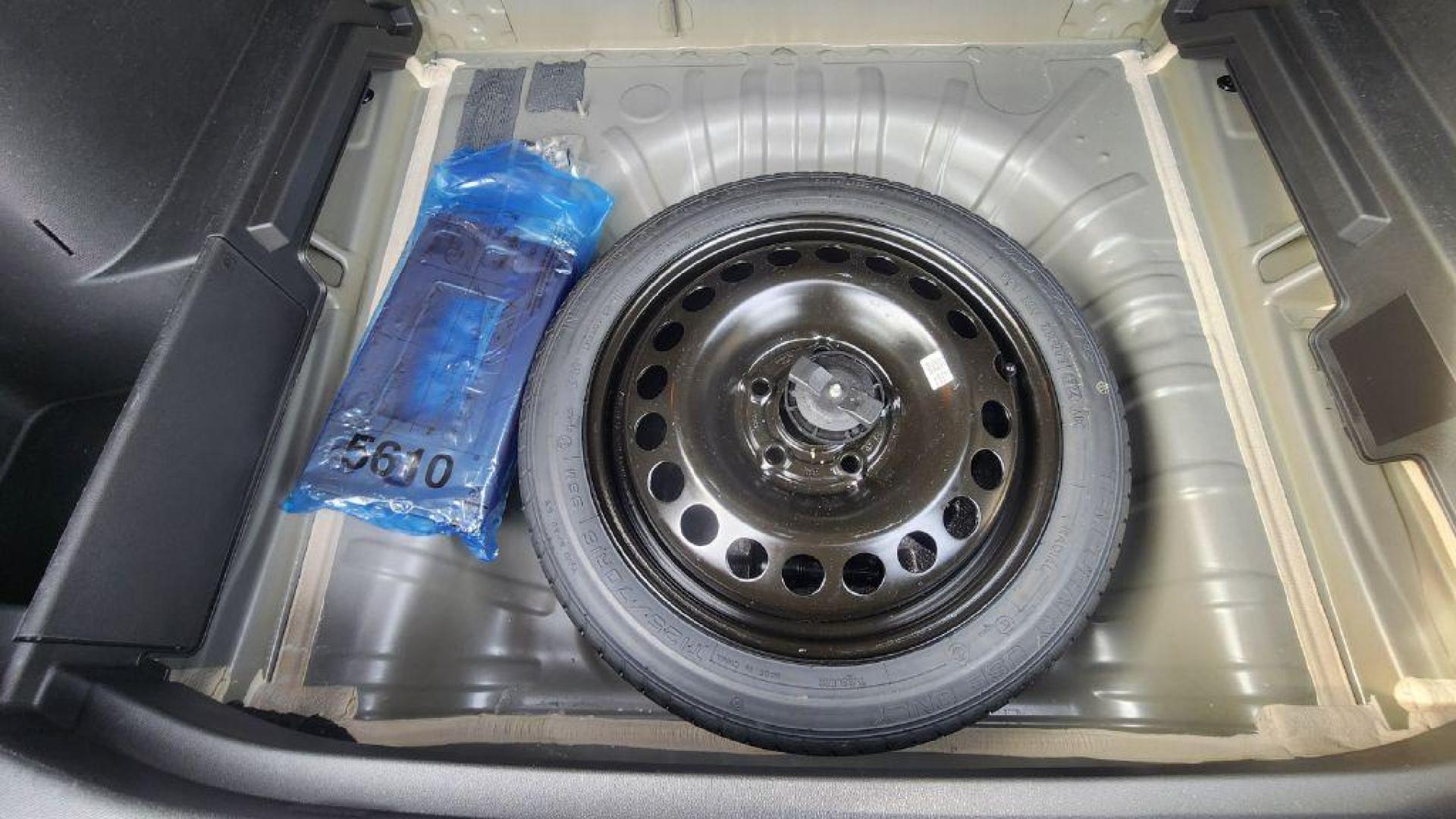 2025 BLACK CHEVROLET TRAX 1LT - FWD (KL77LHEP4SC) with an 1.2L engine, Automatic transmission, located at 101 S. Halleck St., DeMotte, 46310, (219) 987-2922, 41.202343, -87.198189 - Photo#17