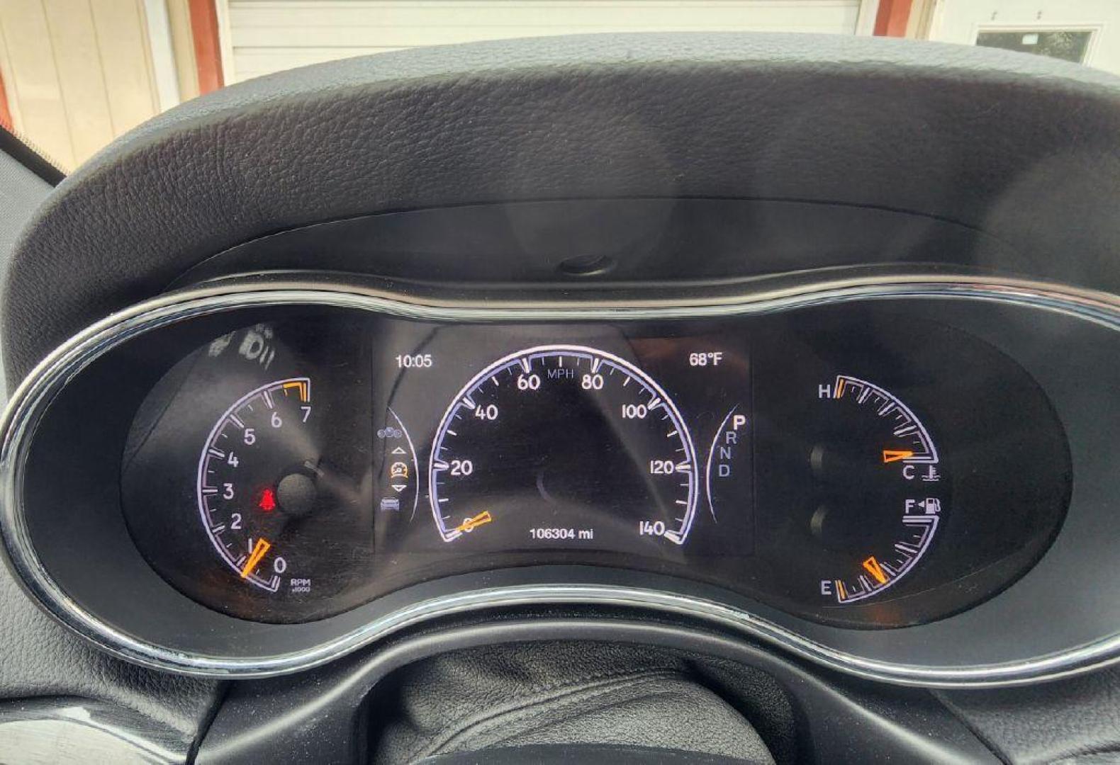 2017 WHITE JEEP GRAND CHEROKEE TRAILHAWK (1C4RJFLG1HC) with an 3.6L engine, Automatic transmission, located at 101 S. Halleck St., DeMotte, 46310, (219) 987-2922, 41.202343, -87.198189 - Photo#10