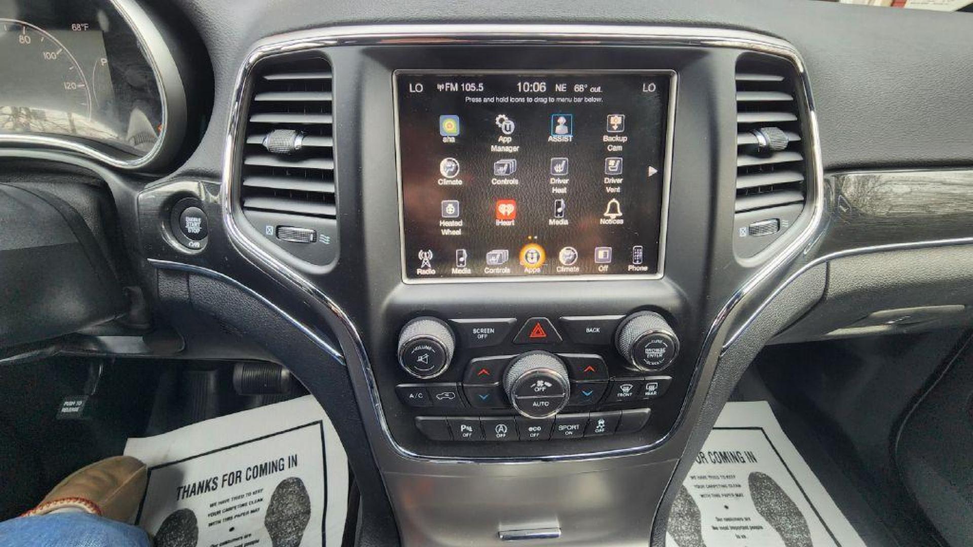 2017 WHITE JEEP GRAND CHEROKEE TRAILHAWK (1C4RJFLG1HC) with an 3.6L engine, Automatic transmission, located at 101 S. Halleck St., DeMotte, 46310, (219) 987-2922, 41.202343, -87.198189 - Photo#14