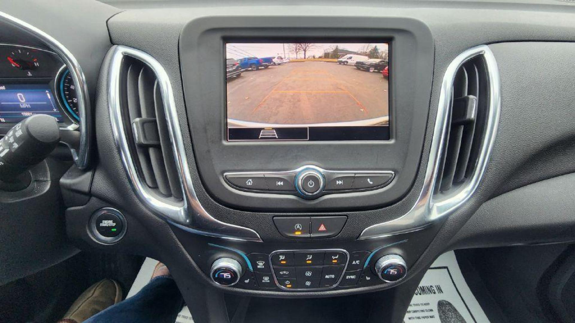 2024 GRAY CHEVROLET EQUINOX LT - FWD (3GNAXKEG6RS) with an 1.5L engine, Automatic transmission, located at 101 S. Halleck St., DeMotte, 46310, (219) 987-2922, 41.202343, -87.198189 - Photo#14