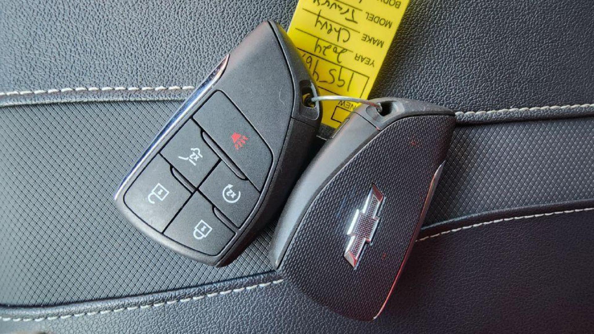 2024 BLUE CHEVROLET TRAVERSE LT Z71 - AWD (1GNEVJKSXRJ) with an 2.5L engine, Automatic transmission, located at 101 S. Halleck St., DeMotte, 46310, (219) 987-2922, 41.202343, -87.198189 - Photo#18