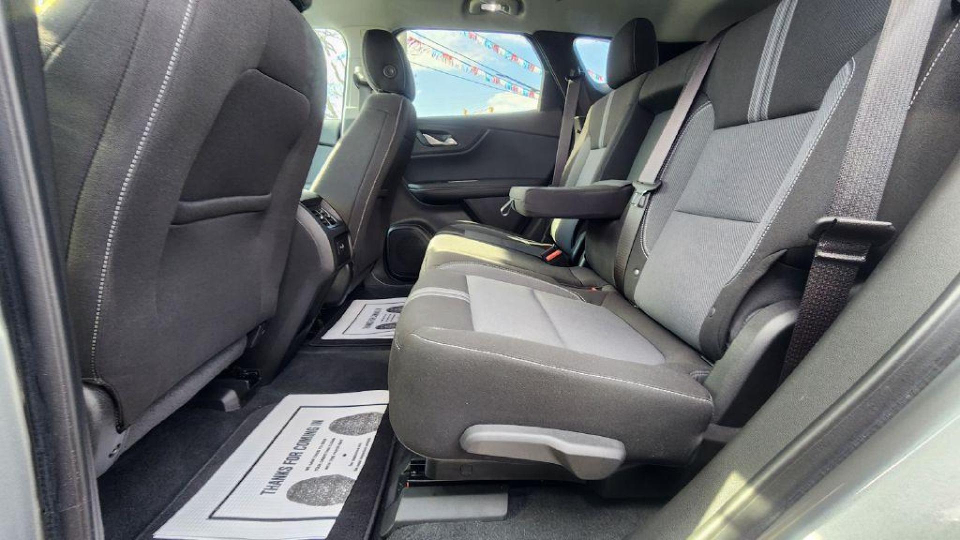2024 GRAY CHEVROLET BLAZER 2LT - AWD (3GNKBHR44RS) with an 2.0L engine, Automatic transmission, located at 101 S. Halleck St., DeMotte, 46310, (219) 987-2922, 41.202343, -87.198189 - Photo#5