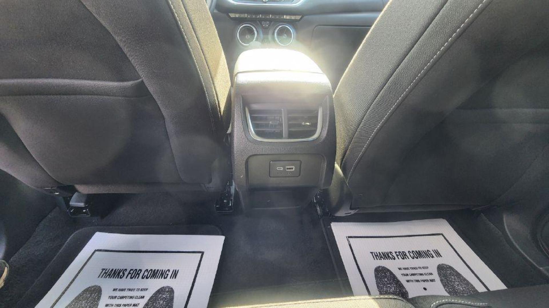 2024 GRAY CHEVROLET BLAZER 2LT - AWD (3GNKBHR44RS) with an 2.0L engine, Automatic transmission, located at 101 S. Halleck St., DeMotte, 46310, (219) 987-2922, 41.202343, -87.198189 - Photo#17