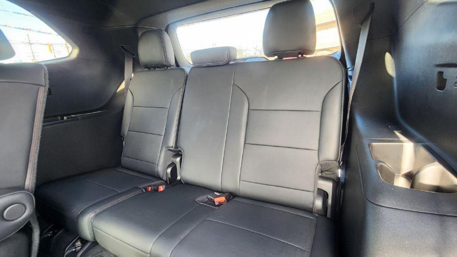 2025 WHITE BUICK ENCLAVE PREFERRED - AWD (5GAEVARS3SJ) with an 2.5L engine, Automatic transmission, located at 101 S. Halleck St., DeMotte, 46310, (219) 987-2922, 41.202343, -87.198189 - Photo#6