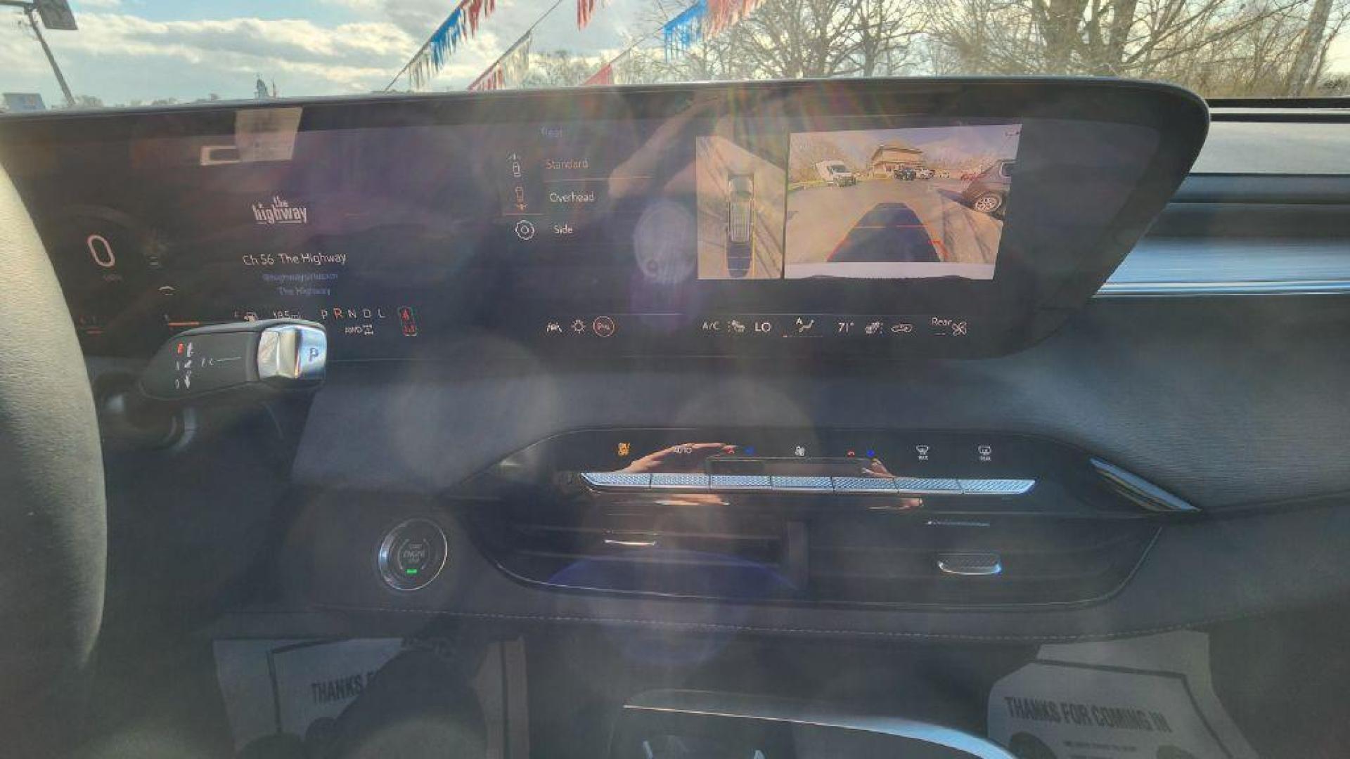 2025 WHITE BUICK ENCLAVE PREFERRED - AWD (5GAEVARS3SJ) with an 2.5L engine, Automatic transmission, located at 101 S. Halleck St., DeMotte, 46310, (219) 987-2922, 41.202343, -87.198189 - Photo#16