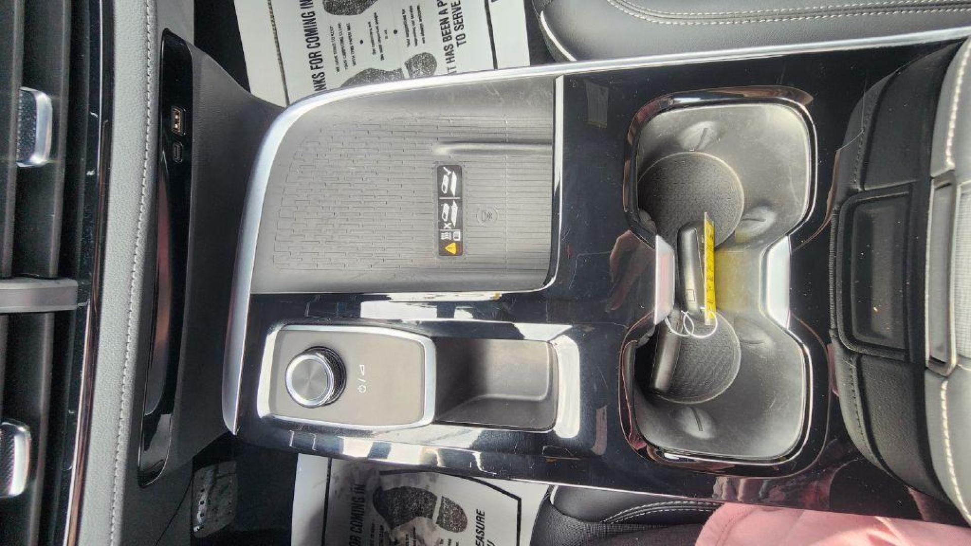 2025 GRAY BUICK ENCLAVE PREFERRED - AWD (5GAEVARS3SJ) with an 2.5L engine, Automatic transmission, located at 101 S. Halleck St., DeMotte, 46310, (219) 987-2922, 41.202343, -87.198189 - Photo#16