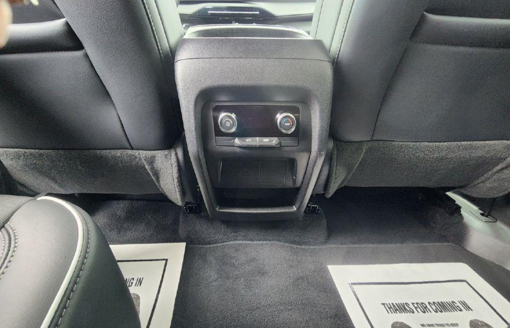 2025 GRAY BUICK ENCLAVE PREFERRED - AWD (5GAEVARS3SJ) with an 2.5L engine, Automatic transmission, located at 101 S. Halleck St., DeMotte, 46310, (219) 987-2922, 41.202343, -87.198189 - Photo#20