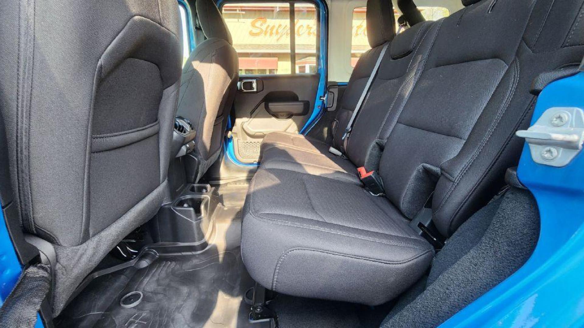 2022 BLUE JEEP WRANGLER UNLIMI SPORT (1C4HJXDG8NW) with an 3.6L engine, Automatic transmission, located at 101 S. Halleck St., DeMotte, 46310, (219) 987-2922, 41.202343, -87.198189 - Photo#5