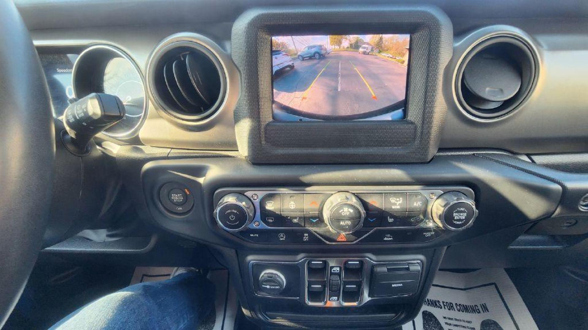2022 BLUE JEEP WRANGLER UNLIMI SPORT (1C4HJXDG8NW) with an 3.6L engine, Automatic transmission, located at 101 S. Halleck St., DeMotte, 46310, (219) 987-2922, 41.202343, -87.198189 - Photo#14