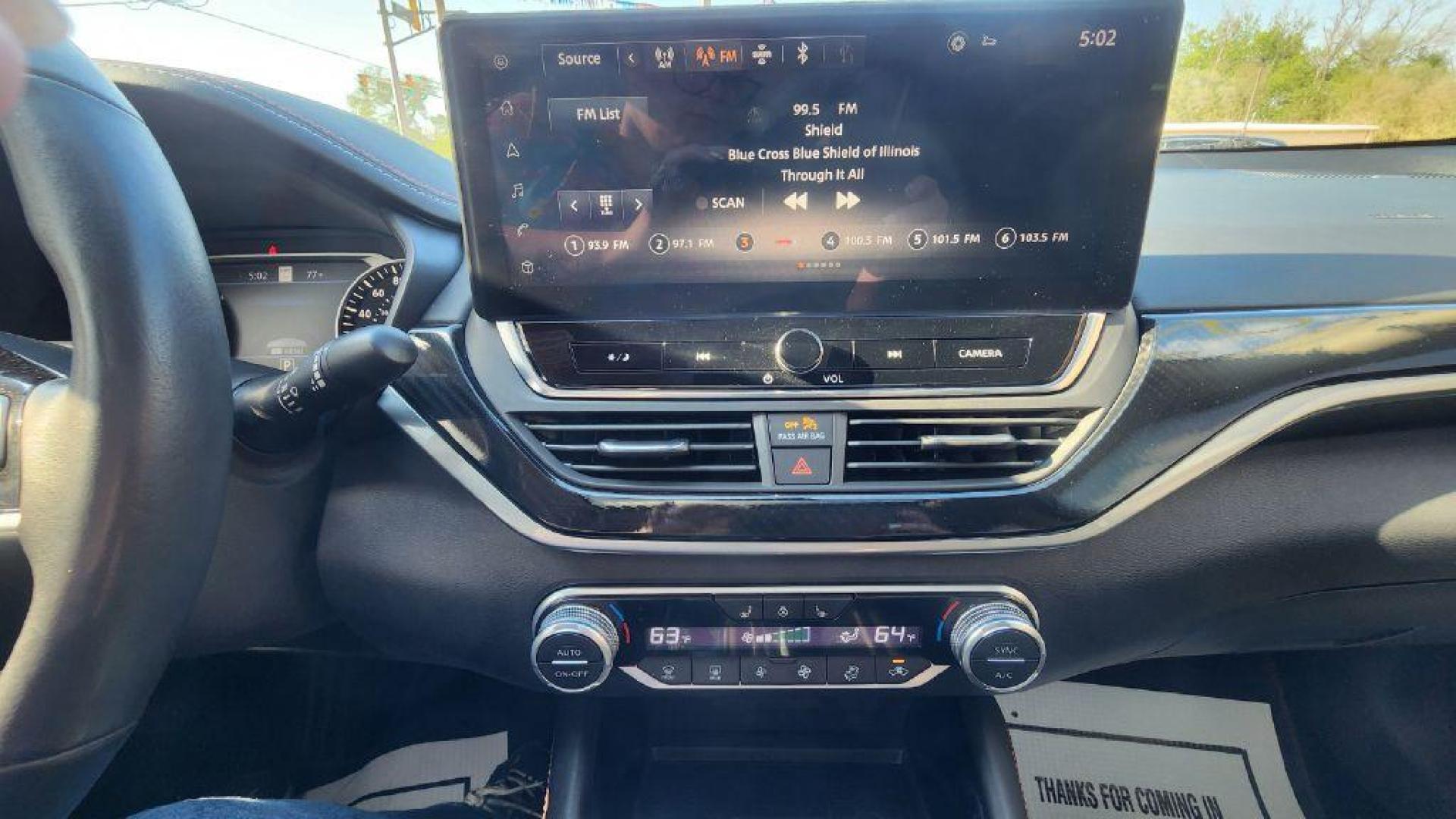 2023 WHITE NISSAN ALTIMA SR - FWD (1N4AL4CV9PN) with an 2.0L engine, Continuously Variable transmission, located at 101 S. Halleck St., DeMotte, 46310, (219) 987-2922, 41.202343, -87.198189 - Photo#12
