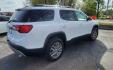 2019 WHITE GMC ACADIA SLE (1GKKNLLS6KZ) with an 3.6L engine, Automatic transmission, located at 101 S. Halleck St., DeMotte, 46310, (219) 987-2922, 41.202343, -87.198189 - Photo#2