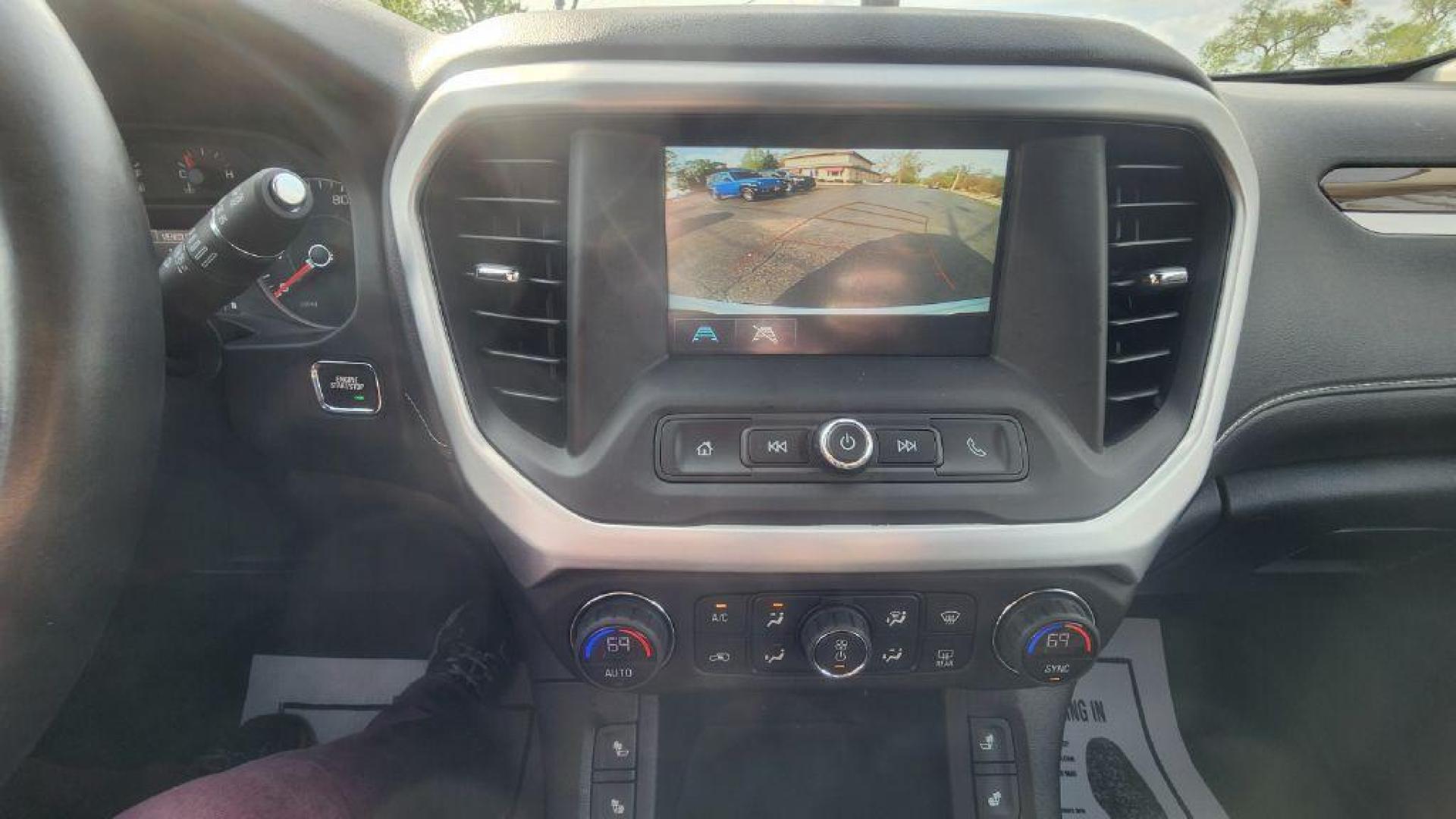 2019 WHITE GMC ACADIA SLE (1GKKNLLS6KZ) with an 3.6L engine, Automatic transmission, located at 101 S. Halleck St., DeMotte, 46310, (219) 987-2922, 41.202343, -87.198189 - Photo#15