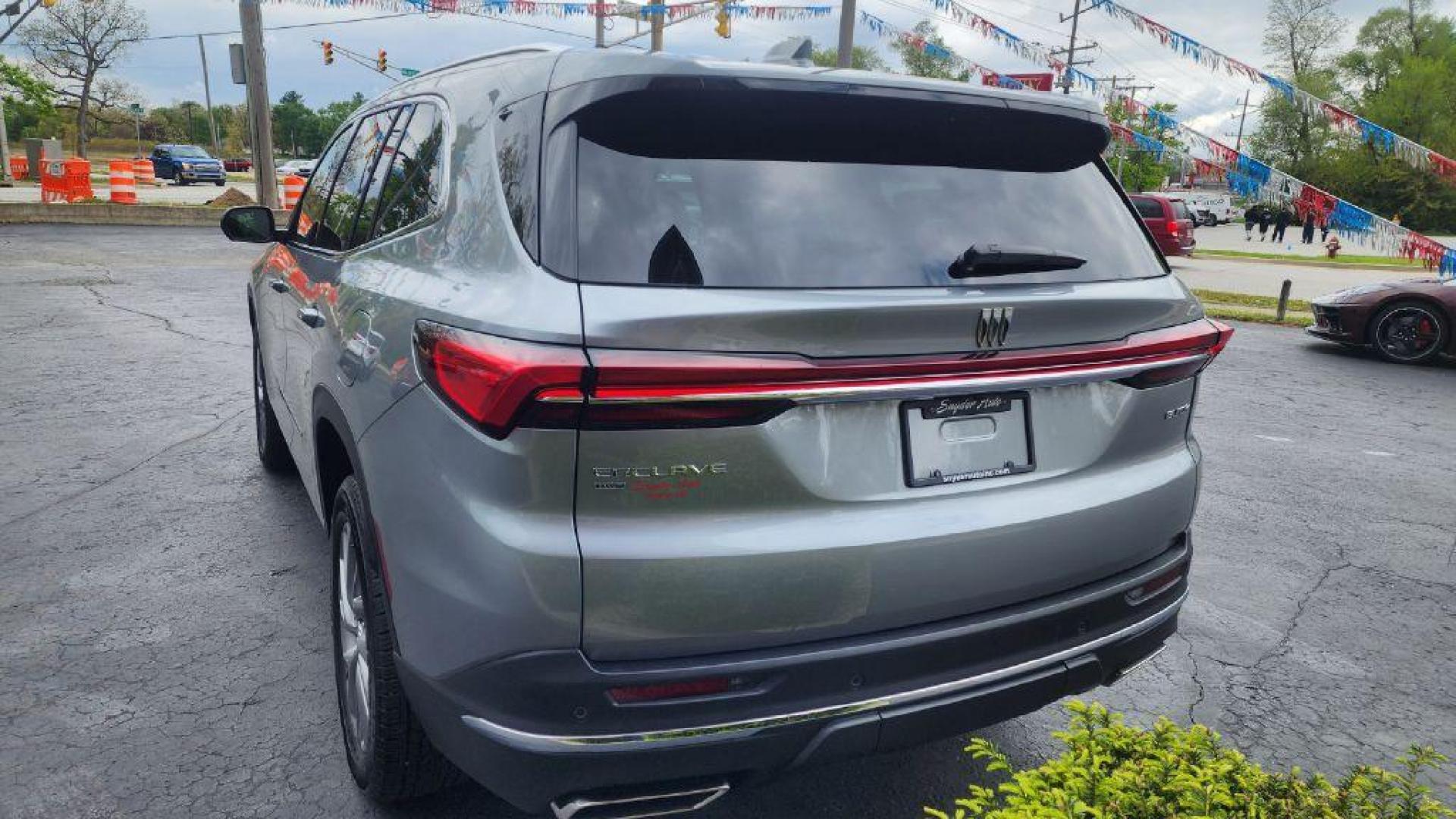 2025 GRAY BUICK ENCLAVE PREFERRED - AWD (5GAEVARS3SJ) with an 2.5L engine, Automatic transmission, located at 101 S. Halleck St., DeMotte, 46310, (219) 987-2922, 41.202343, -87.198189 - Photo#3
