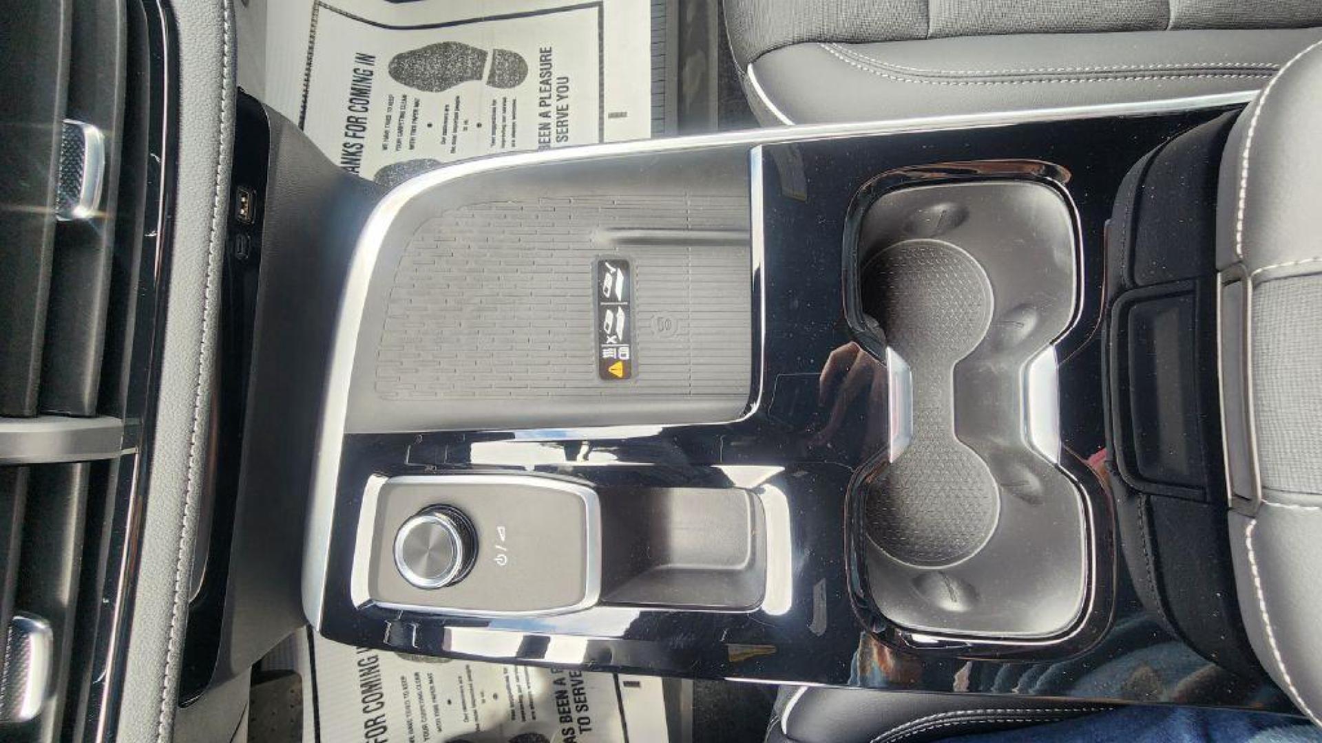 2025 GRAY BUICK ENCLAVE PREFERRED - AWD (5GAEVARS3SJ) with an 2.5L engine, Automatic transmission, located at 101 S. Halleck St., DeMotte, 46310, (219) 987-2922, 41.202343, -87.198189 - Photo#16