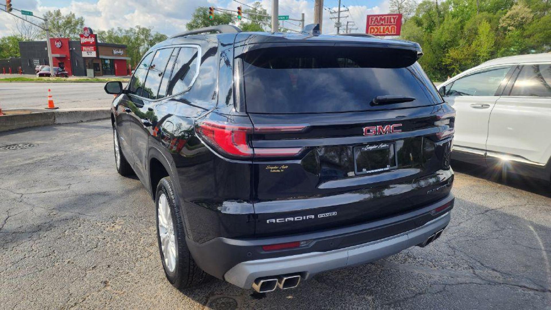 2025 BLACK GMC ACADIA ELEVATION - AWD (1GKENNRS6SJ) with an 2.5L engine, Automatic transmission, located at 101 S. Halleck St., DeMotte, 46310, (219) 987-2922, 41.202343, -87.198189 - Photo#3