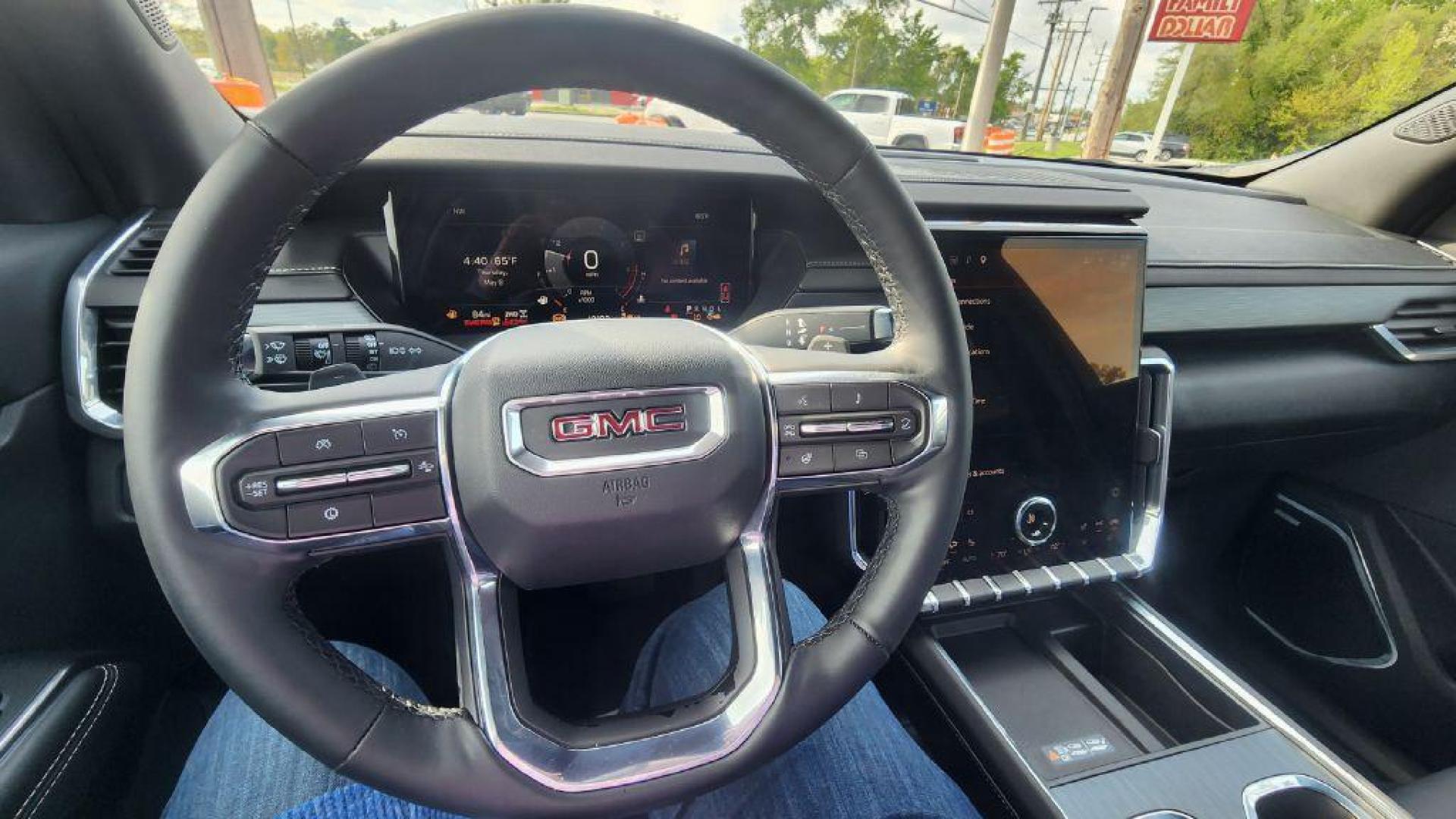 2025 BLACK GMC ACADIA ELEVATION - AWD (1GKENNRS6SJ) with an 2.5L engine, Automatic transmission, located at 101 S. Halleck St., DeMotte, 46310, (219) 987-2922, 41.202343, -87.198189 - Photo#9