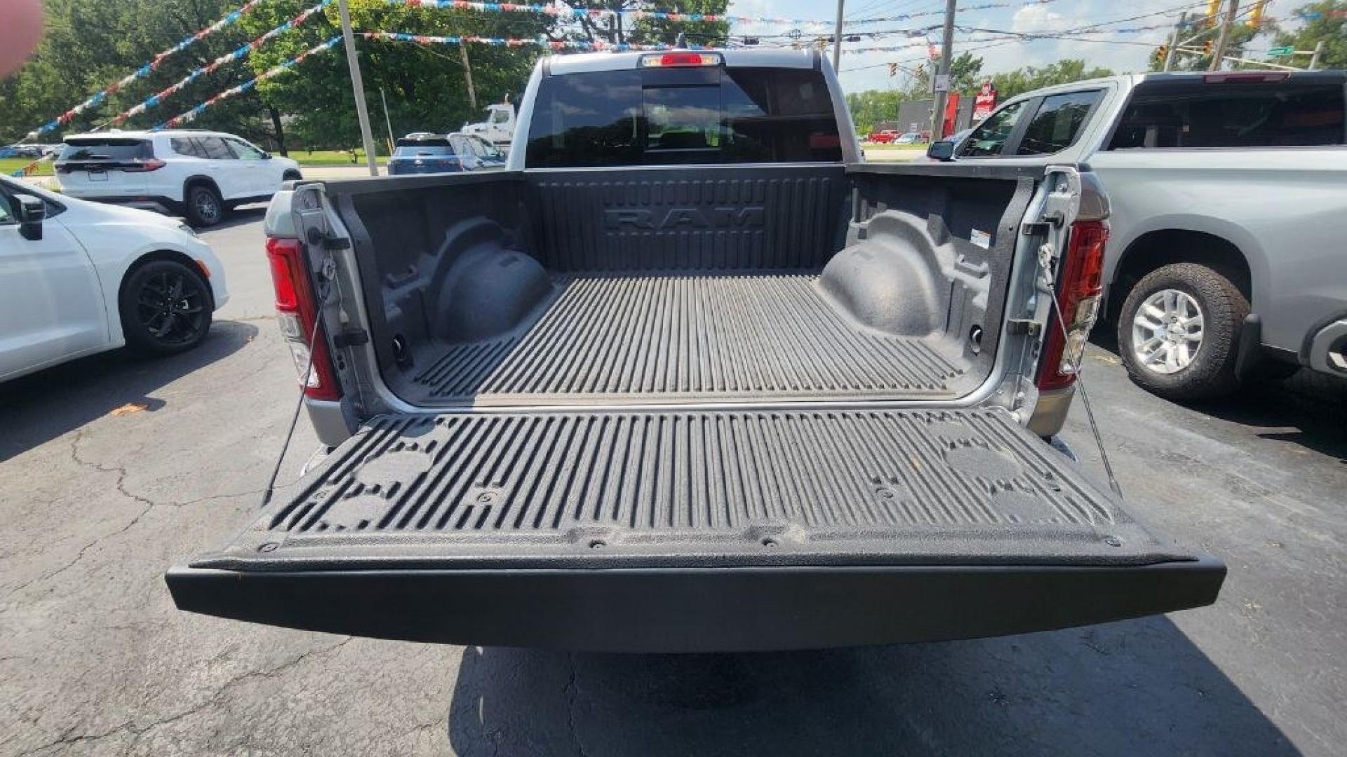 2023 SILVER RAM 1500 BIG HORN/LONE STAR - 4WD (1C6RRFFG7PN) with an 3.6L engine, Automatic transmission, located at 101 S. Halleck St., DeMotte, 46310, (219) 987-2922, 41.202343, -87.198189- Photo#20