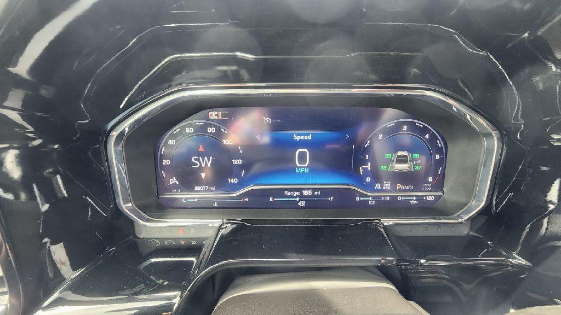 2025 GRAY CHEVROLET SILVERADO 1500 RST (1GCUKEED0SZ) with an 5.3L engine, Automatic transmission, located at 101 S. Halleck St., DeMotte, 46310, (219) 987-2922, 41.202343, -87.198189 - Photo#10